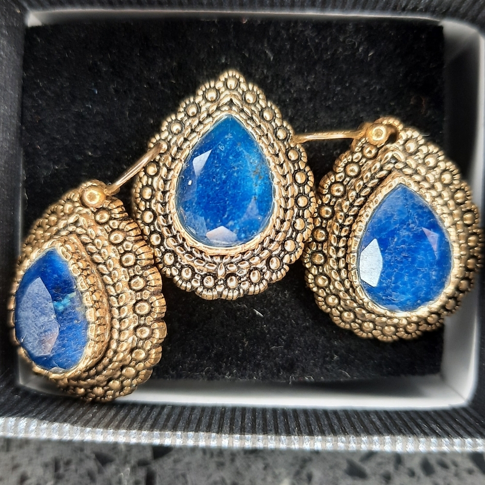 Elegant 3 Piece Set Blue and Gold Ring And Teardrop Earrings Stamped Barse Thail